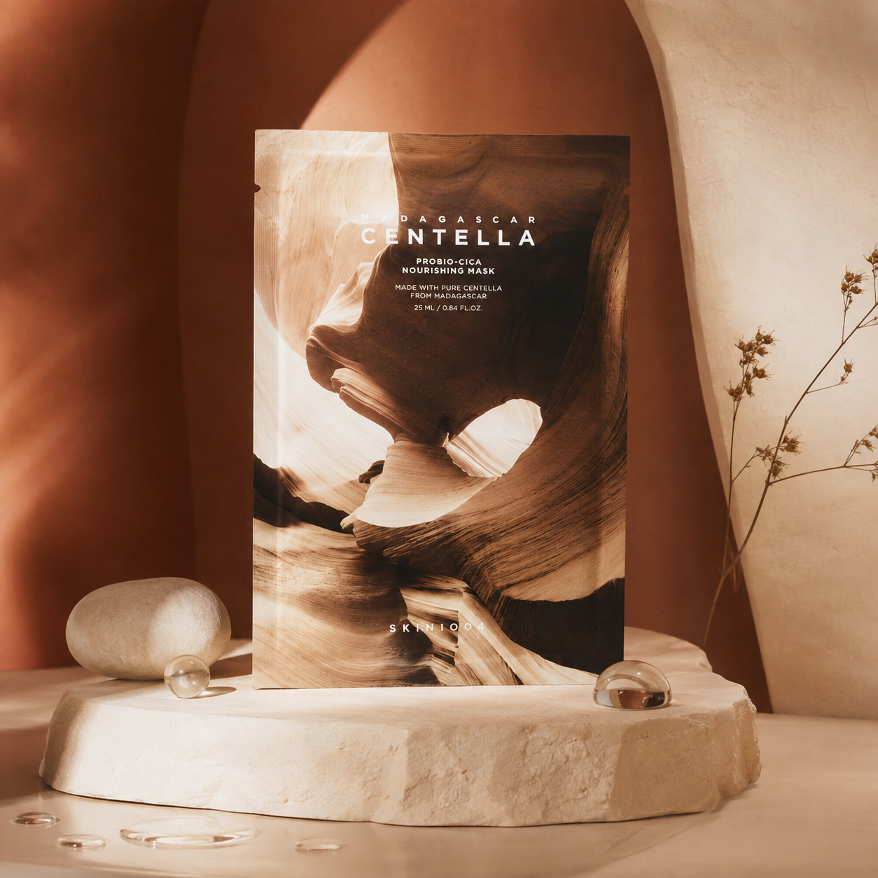 Madagascar Centella Probio-Cica Nourishing Mask
